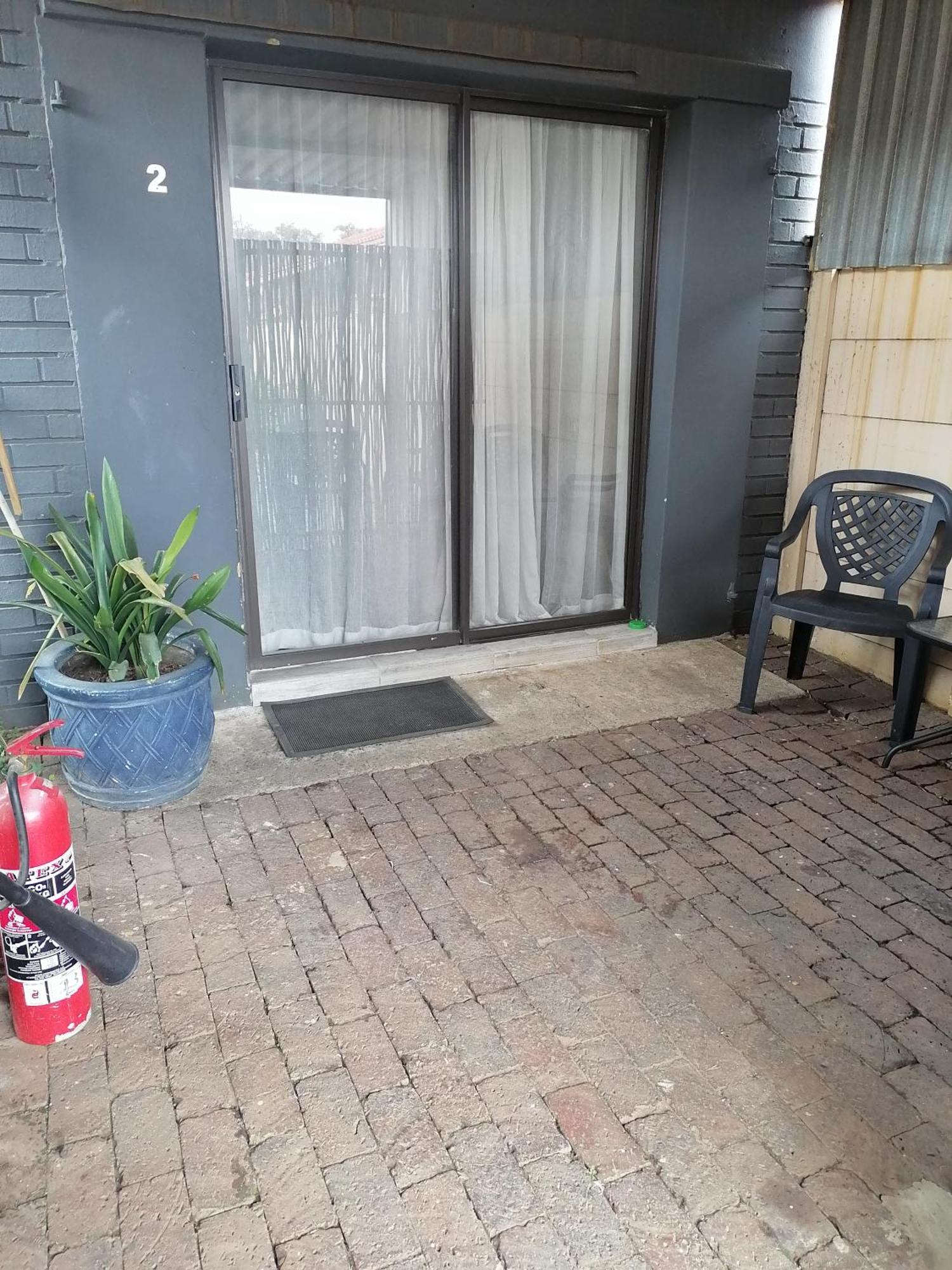 The Private And Cosy Guest House 2 Germiston Exterior photo